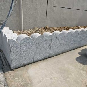 晋城 芝麻白花岗岩花边石铺装效果图