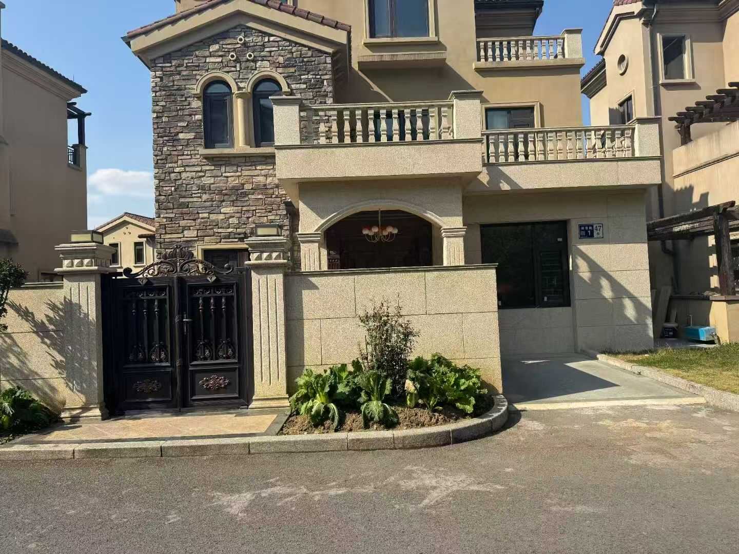 晋城黄金麻别墅干挂效果展示